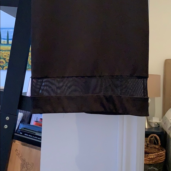 NEVER WORN Alice + Olivia black slip Dress - Picture 2 of 2